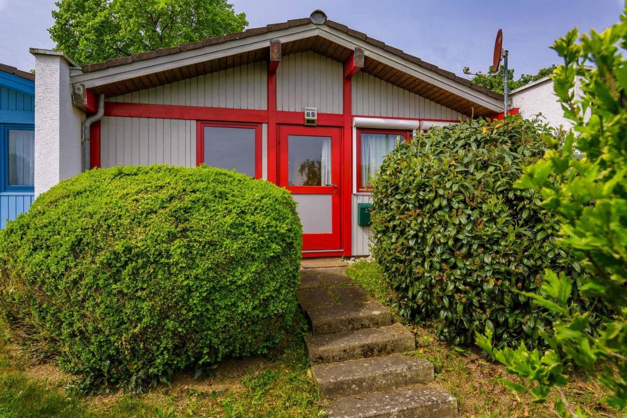 Ferienwohnpark Immenstaad Am Bodensee Satteldachhaus Typ 9 Sd 69 Экстерьер фото